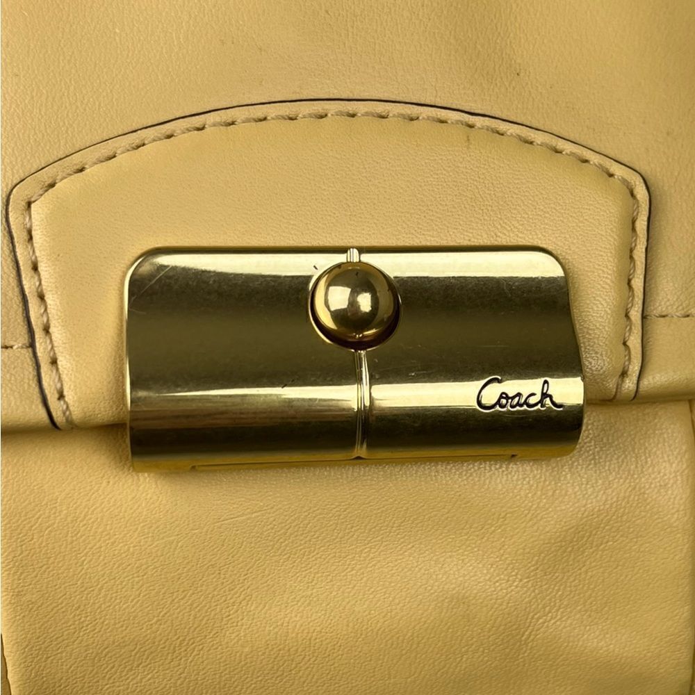Coach Kristin F22306 in Buttercup Leather Crossbody/Shoulder Bag w/Gold Fittings - Picture 7 of 13